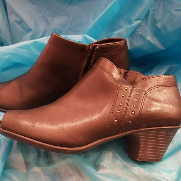 Easy Street Women's Size 8.5 W Voyage Open Toe Bootie Mini Studs Ankle B… - Picture 4 of 6